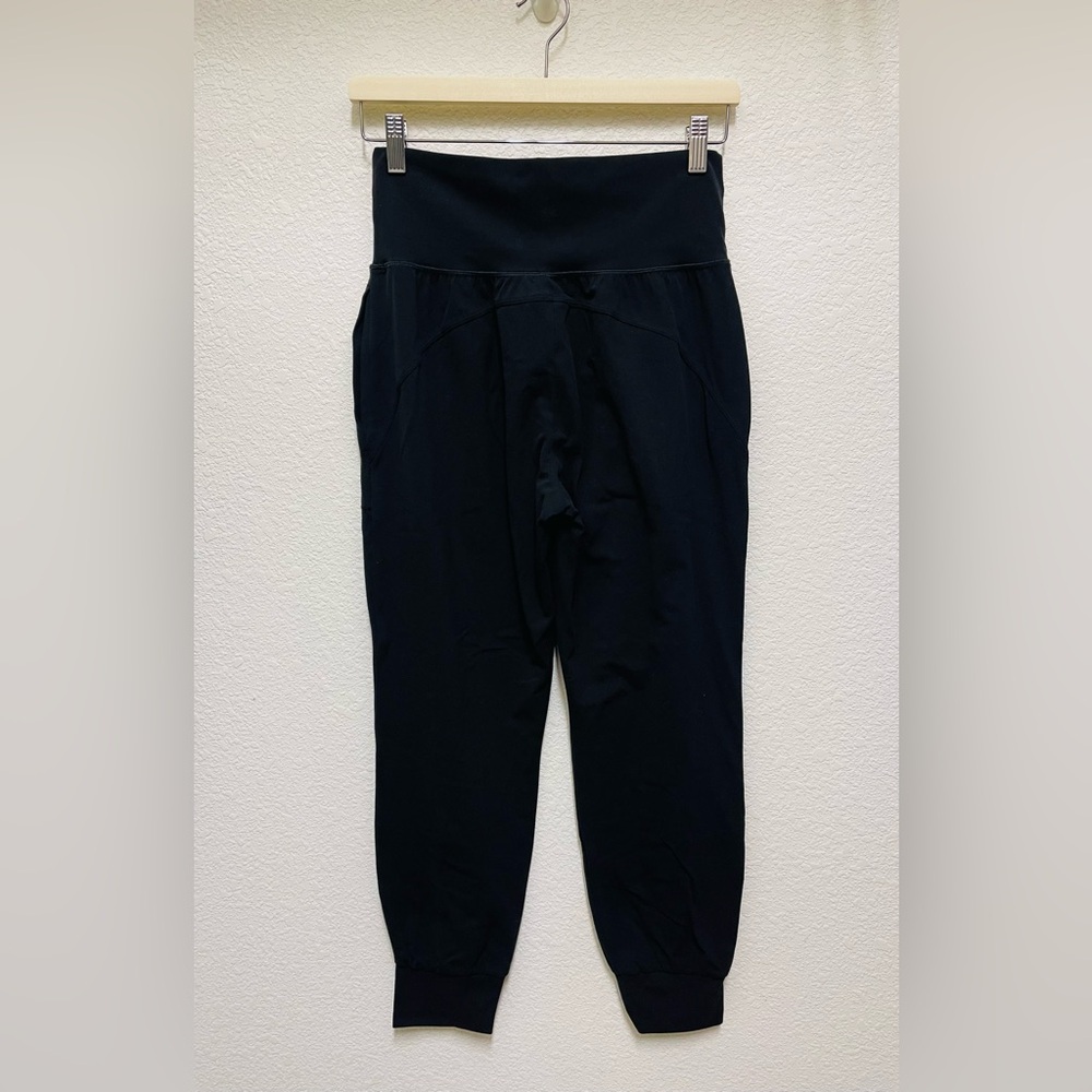 ATHLETA Salutation High Rise Black Jogger Pants Size S Activewear - Picture 2 of 4